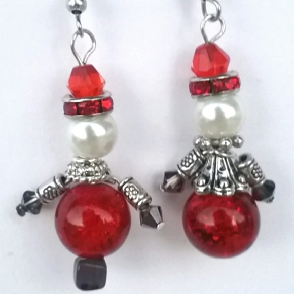 Cutest Santa & Mrs Claus Earrings Ever - Picture 5 of 5